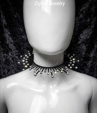 Load image into Gallery viewer, Black Rhinestone Avant-Garde Ear Cuff-Choker set