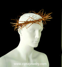 Load image into Gallery viewer, Gold Crown of Thorns