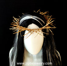 Load image into Gallery viewer, Gold Crown of Thorns