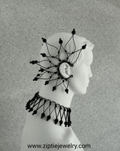 Load image into Gallery viewer, Sattement Black Beaded Ear Cuff