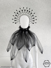 Load image into Gallery viewer, Beaded Crown