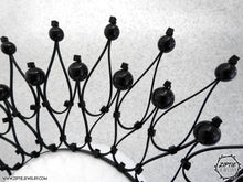 Load image into Gallery viewer, Beaded Crown