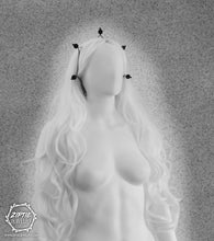 Load image into Gallery viewer, Minimalist Necklace