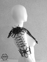 Load image into Gallery viewer, Shoulder Armour