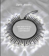 Load image into Gallery viewer, Black Rhinestone Avant-Garde  Ear Cuff-Choker set
