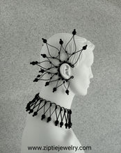 Load image into Gallery viewer, Sattement Black Beaded Ear Cuff
