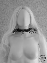 Load image into Gallery viewer, 3 In 1 Spike Headband
