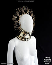 Load image into Gallery viewer, Gold Heart Crown
