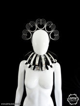 Load image into Gallery viewer, Silver Heart Crown
