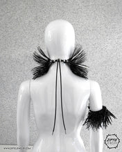 Load image into Gallery viewer, Black Spike Choker
