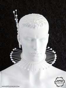 White Pearl Spike Collar